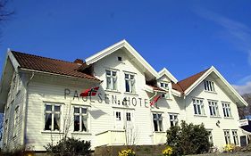 Paulsens Hotell Lyngdal